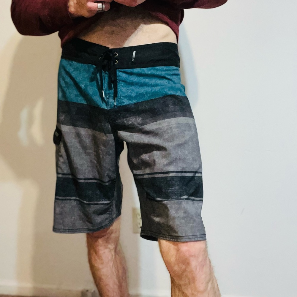 Reef Retro Board Shorts - Picture 5 of 5